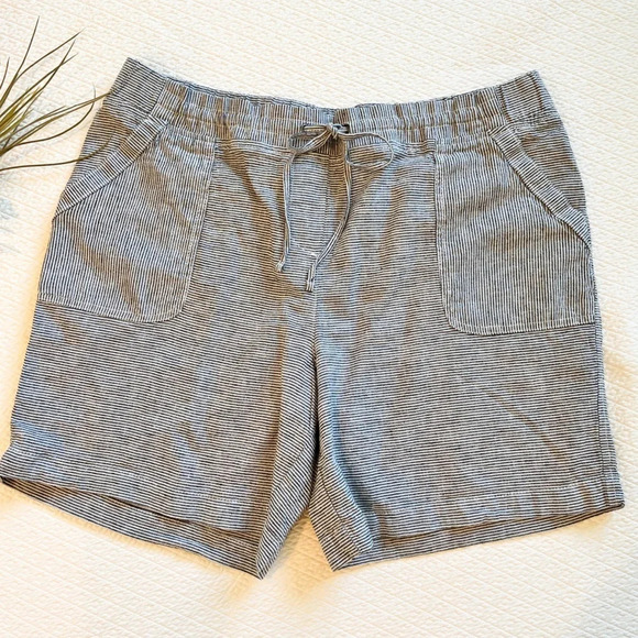 Talbots Blue Stripe Cotton Pull On Shorts Size 16 - Picture 7 of 7